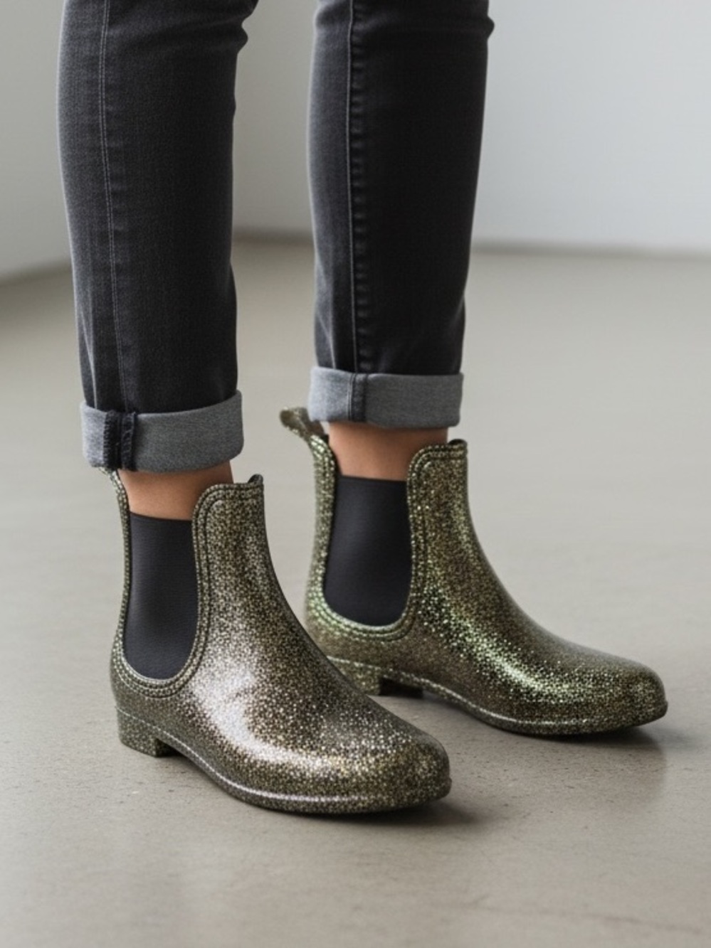 Report Gold Glitter Chelsea Rain Boots Waterproof Ankle Booties Size 9 / 40